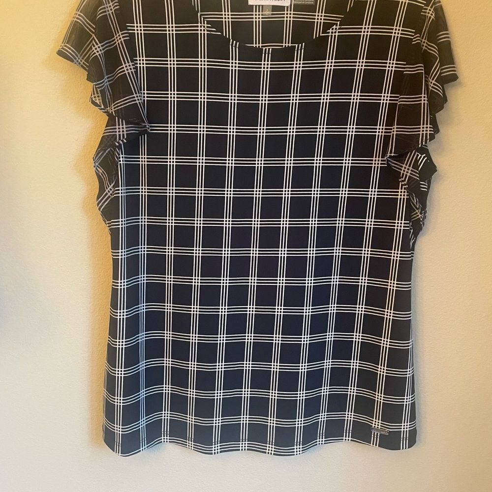 Calvin Klein Black and White Plaid knit top with flutter slv small